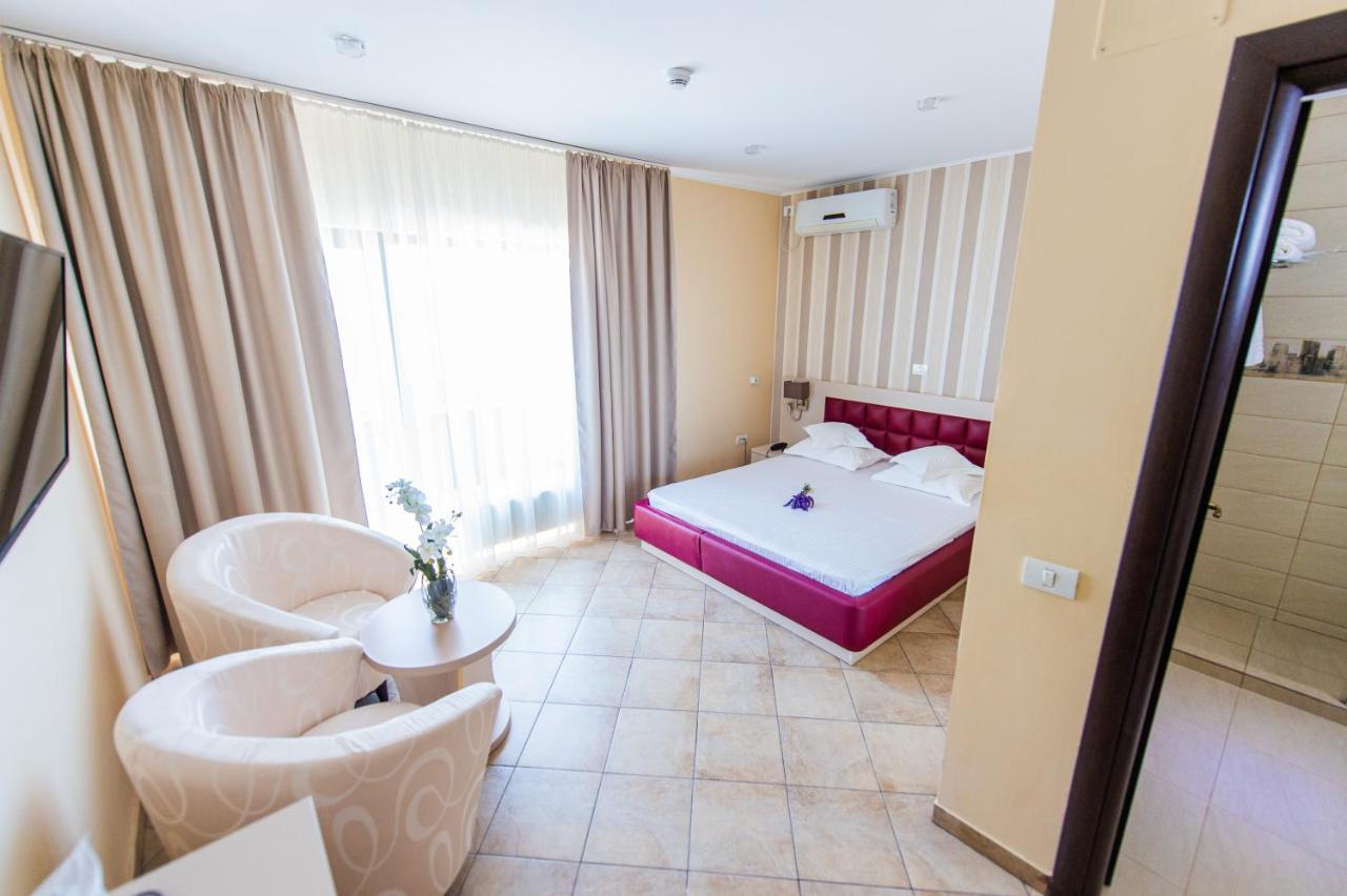 Hotel Prestige مامايا المظهر الخارجي الصورة