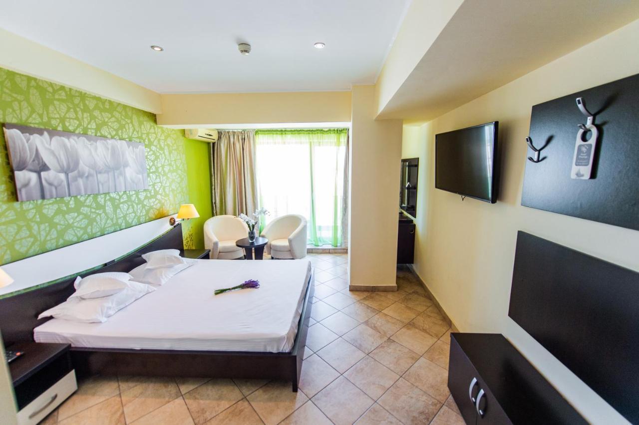 Hotel Prestige مامايا المظهر الخارجي الصورة