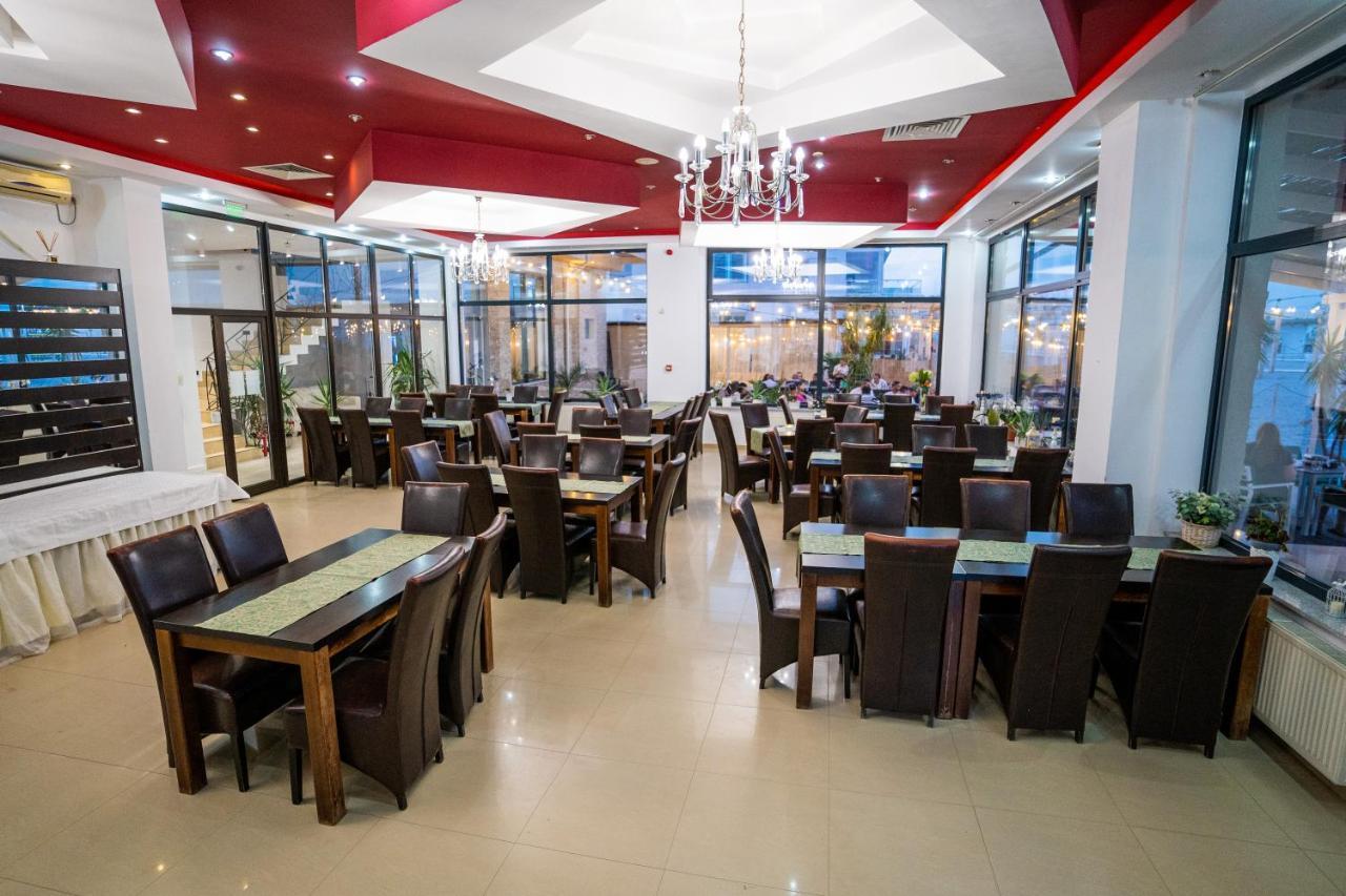Hotel Prestige مامايا المظهر الخارجي الصورة