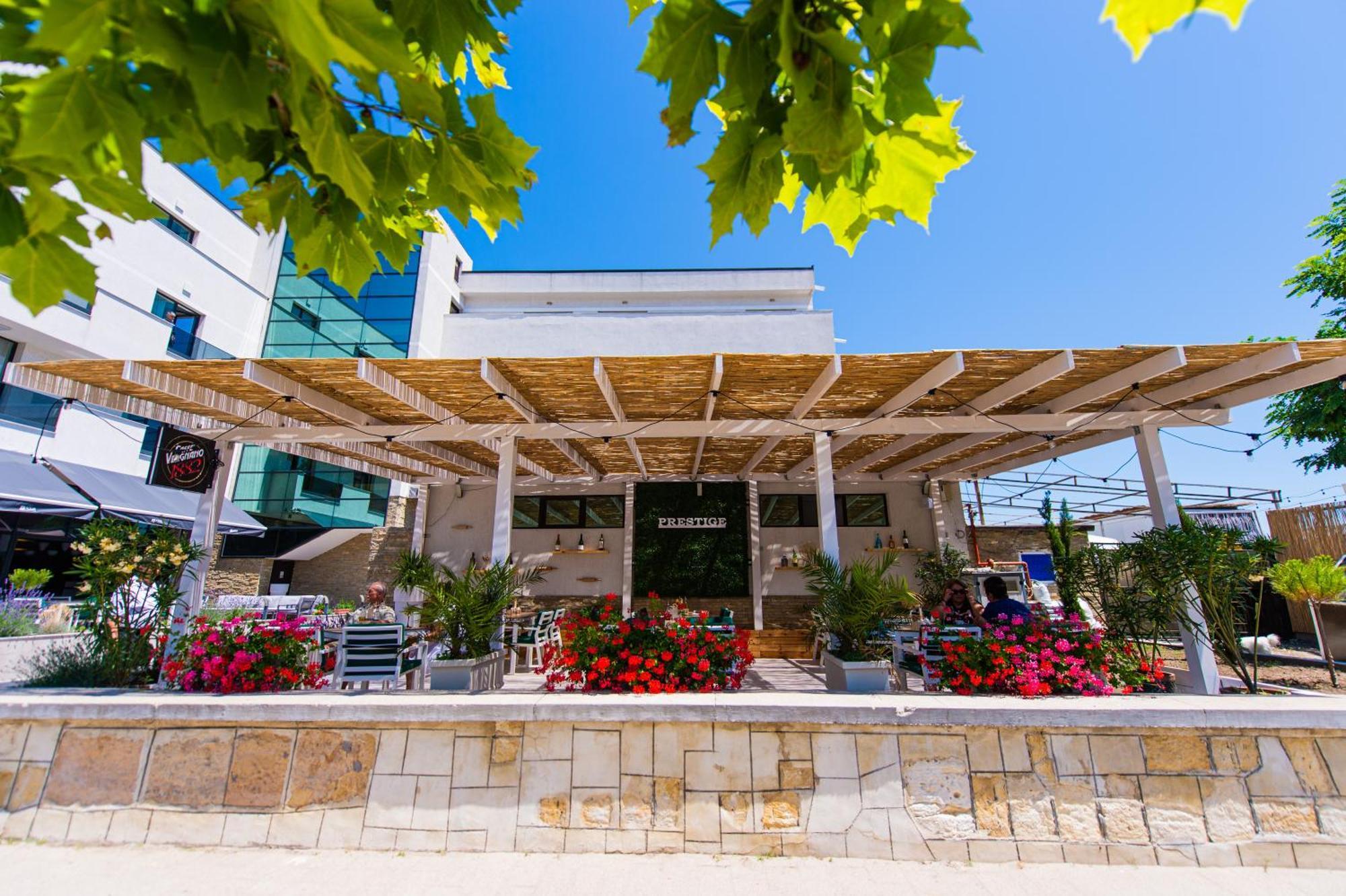 Hotel Prestige مامايا المظهر الخارجي الصورة