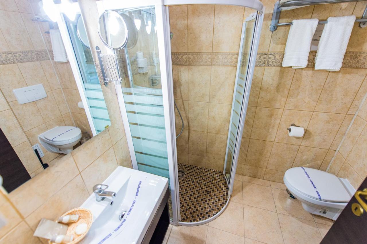 Hotel Prestige مامايا المظهر الخارجي الصورة