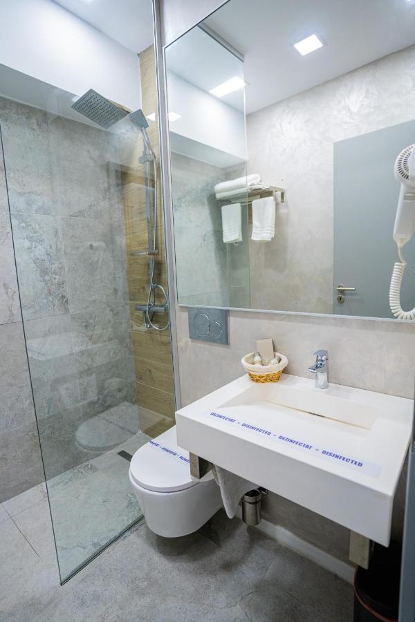 Hotel Prestige مامايا المظهر الخارجي الصورة
